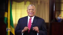 Dr. Peter Phillips, president of the People’s National Party of Jamaica (PNP) and Leader of the Opposition, reiterated today his strong condemnation of the economic, commercial and financial blockade imposed by the US on Cuba, and the new measures to tighten the economic siege against the island, on the occasion of receiving a courtesy call from the Cuban Ambassador to Jamaica, H.E Mrs. Inés Fors Fernández.