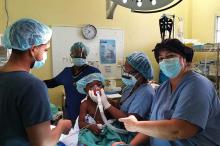 Profesionales de la Salud de Cuba incrementan atención en Jamaica ante la Covid-19.
