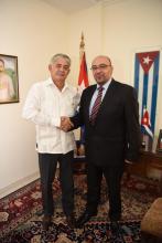 Entrevista de prensa del Embajador cubano Fernando Pérez a periódico Arabe Al- Anbaa