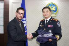 Sostiene Embajador de Cuba en Mongolia encuentro con el Vicejefe de la Agencia Nacional de la Policía de Mongolia.