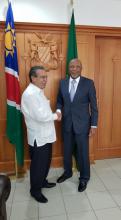 Embajador cubano sostiene encuentro con el Vicepresidente de Namibia.