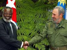 Fidel Castro y Sam Nujoma