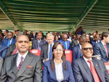 Participa Embajadora de Cuba en desfiles por Fiesta Nacional
