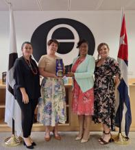  The Cuban Ambassador to the United Kingdom of Great Britain and Northern Ireland, Ismara Vargas Walter, visited the headquarters of the International Coffee Organisation (ICO), where she was received by the executive director, Vanúsia Nogueira.