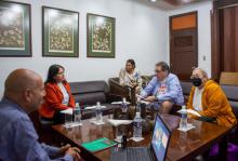 Representantes del partido Comunista Británico asisten al XXII EIPCO.