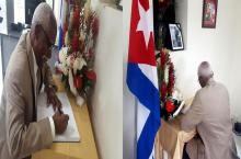 GOBERNADOR GENERAL DE SVG FIRMA LIBRO DE CONDOLENCIAS