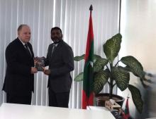 Fructífero encuentro del embajador de Cuba con ministro de Deportes de Maldivas
