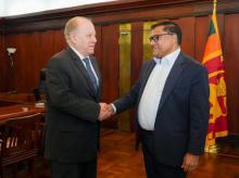 Canciller de Sri Lanka recibe a embajador cubano 