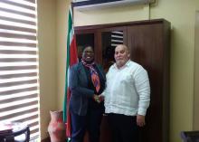 ENCUENTRO EMBAJADOR DE CUBA CON MINISTRA RELACIONES EXTERIORES SURINAME 27 DE JUNIO DE 2018