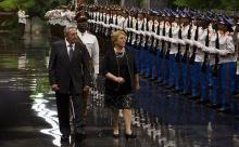 Recibió Raúl a presidenta de #Chile Michelle Bachelet