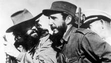 Embajada y cubanos en Tailandia rinden homenaje a Camilo Cienfuegos, Señor de la Vanguardia