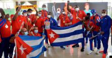 After a reception at the airport with President Diaz-Canel, the delegation traveled by bus along the capital’s main arteries, enjoying the affection and admiration of the people, proud of the athletic and human qualities of their champions