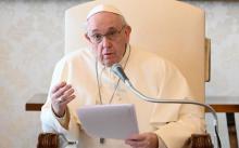 El presidente de Cuba desea al papa Francisco una pronta recuperación de su cirugía