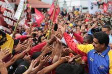 Huge cynicism and hypocrisy by self-proclaimed "world news leaders" - CNN and BBC - HandsOffVenezuela...!!!