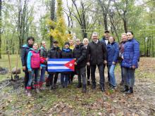 Embajada de Cuba en Ucrania participa en proyecto “Un millón de árboles en 24 horas”