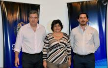 Embajadora de Cuba junto a autoridades departamentales.
